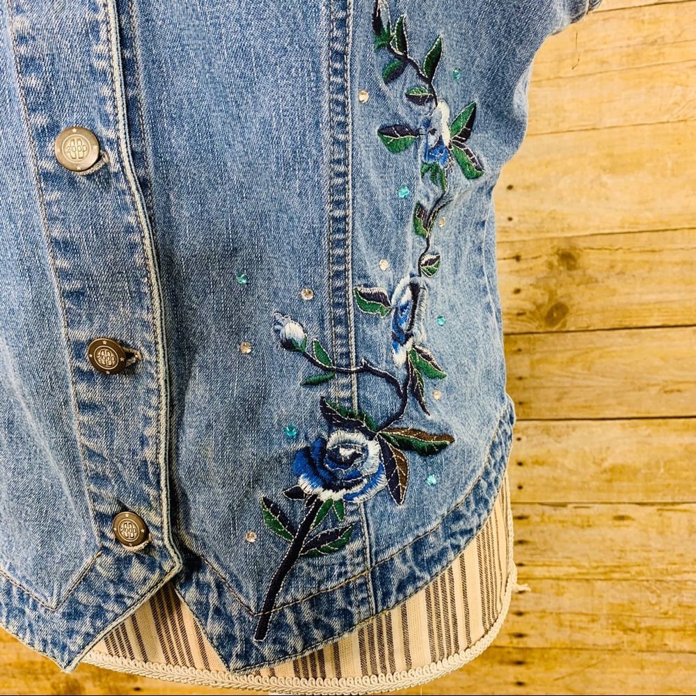 BillBlass Jean Vest Embroidered Floral with Gems - Picture 3 of 5